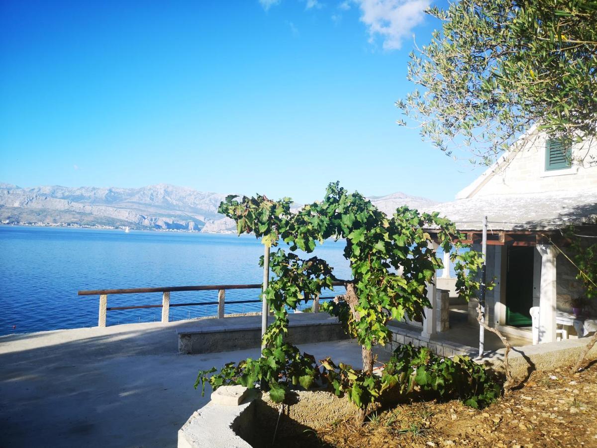 Vacation House, Parking Included, Lovrecina *