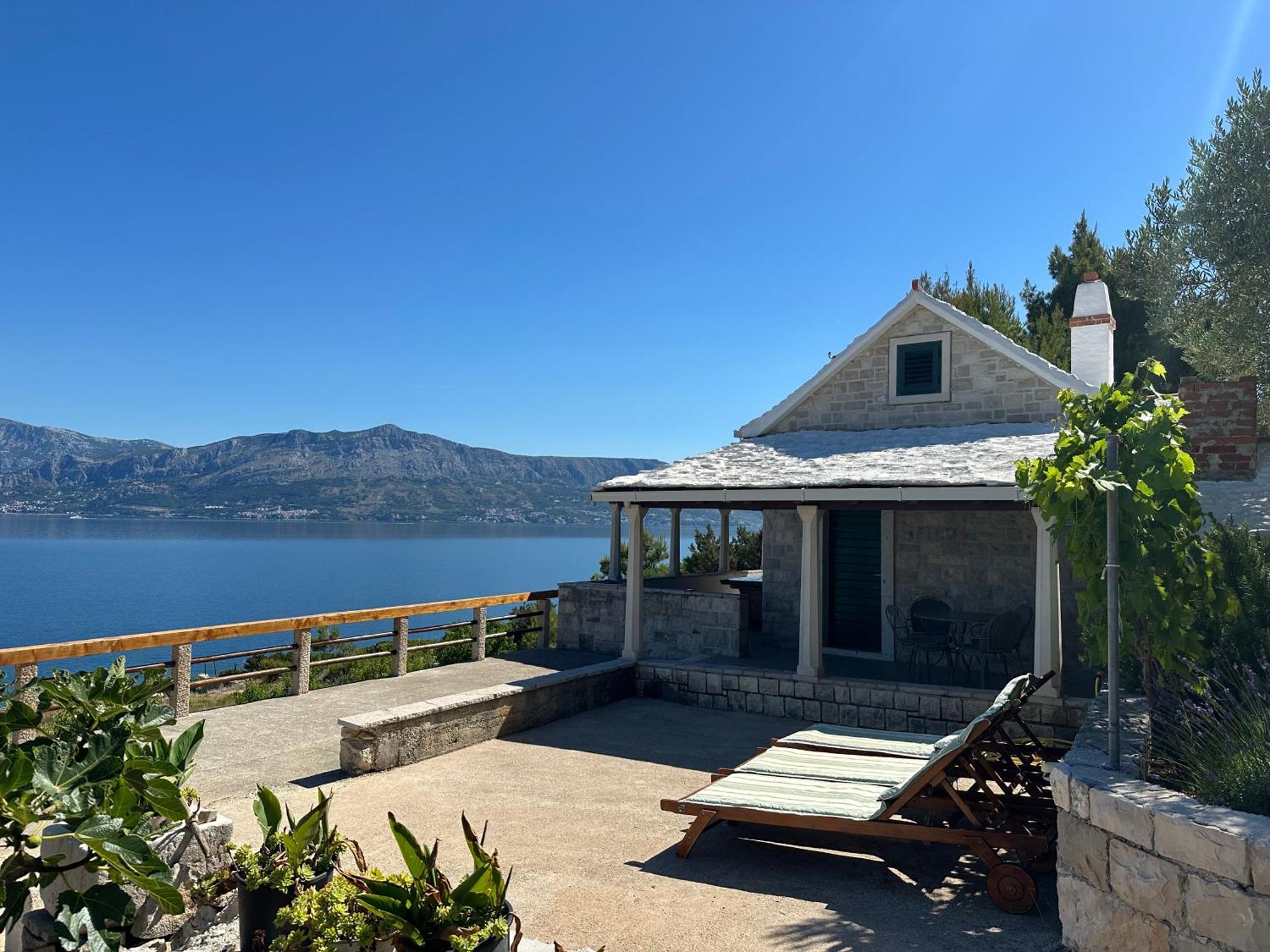 Vacation House, Parking Included, Lovrecina Postira
